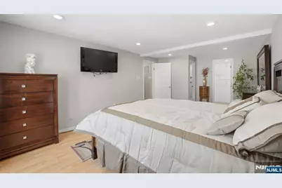 41 Woodland Road, Bloomfield, NJ 07003 - Photo 16