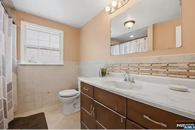 41 Woodland Road, Bloomfield, NJ 07003 - Photo 18