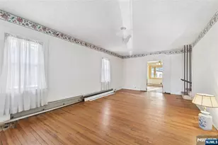 136 Gray St, Bogota, NJ 07603 - Photo 8