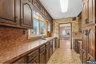 136 Gray Street, Bogota, NJ 07603 - Photo 16