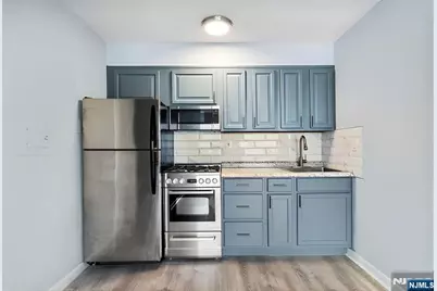 2180 Center Avenue 6E #6E, Fort Lee, NJ 07024 - Photo 10