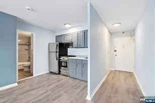 2180 Center Ave 6E, Fort Lee, NJ 07024 - Photo 8