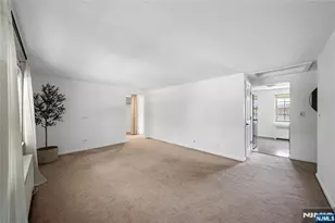 1244 Inwood B, Fort Lee, NJ 07024 - Photo 6