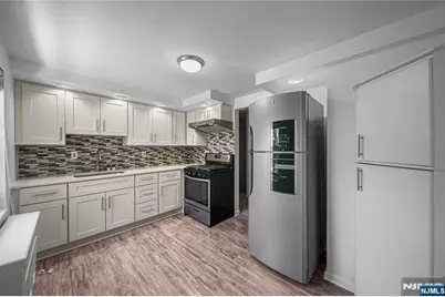 1244 Inwood B #B, Fort Lee, NJ 07024 - Photo 4