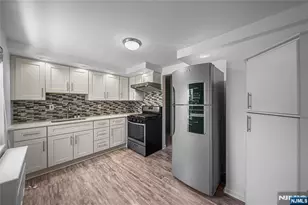 1244 Inwood B, Fort Lee, NJ 07024 - Photo 4