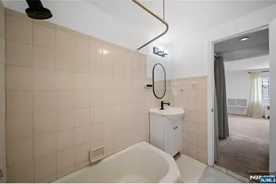 1244 Inwood B #B, Fort Lee, NJ 07024 - Photo 16