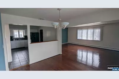 95 Stefanic Avenue, Elmwood Park, NJ 07407 - Photo 6