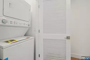 348 Baldwin Ave 209, Jersey City, NJ 07306 - Photo 18