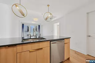 348 Baldwin Ave 209, Jersey City, NJ 07306 - Photo 8