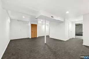 86 Katz Ave, Paterson, NJ 07502 - Photo 38