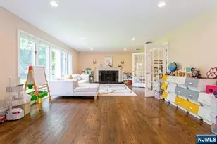 18 Cedar Ct, Closter, NJ 07624 - Photo 6