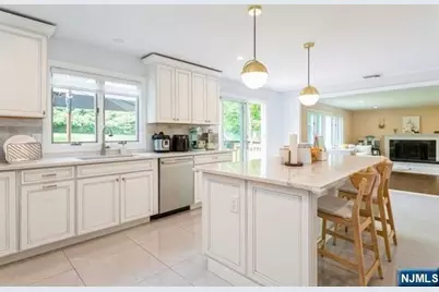 18 Cedar Court, Closter, NJ 07624 - Photo 10