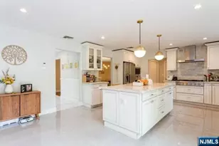 18 Cedar Ct, Closter, NJ 07624 - Photo 8