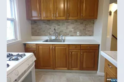 25 Druid Avenue 2 #2, Dumont, NJ 07628 - Photo 4