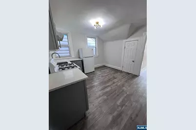 87 Rosa Parks, Paterson, NJ 07524 - Photo 6