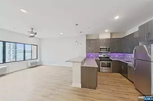 1 Flagship Street 319, Bayonne, NJ 07002 - Photo 18