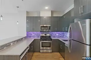 1 Flagship Street 319, Bayonne, NJ 07002 - Photo 30