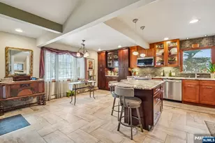 199 Honeysuckle Dr, Washington Township, NJ 07676 - Photo 10