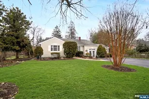 199 Honeysuckle Dr, Washington Township, NJ 07676 - Photo 1