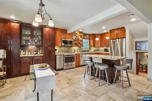 199 Honeysuckle Dr, Washington Township, NJ 07676 - Photo 8