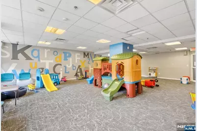 100 Old Palisade Road 1813 #1813, Fort Lee, NJ 07024 - Photo 16