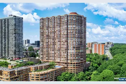 100 Old Palisade Road 1813 #1813, Fort Lee, NJ 07024 - Photo 1