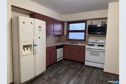 4 Chestnut Street 1 #1, Rutherford, NJ 07070 - Photo 10