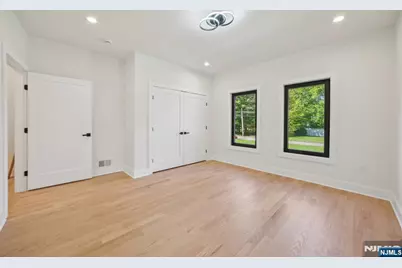 5 Foxcroft Drive, Livingston, NJ 07039 - Photo 20