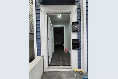 111 Ridgewood Avenue, Newark, NJ 07108 - Photo 2