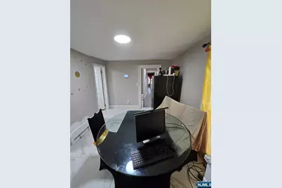 111 Ridgewood Avenue, Newark, NJ 07108 - Photo 6