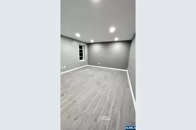 1002 Unicorn Way F002 #F002, Clifton, NJ 07011 - Photo 8