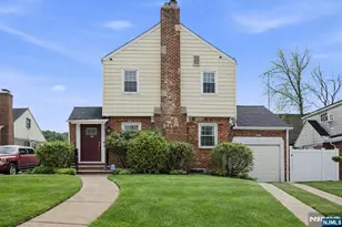 86 Knapp Pl, Englewood, NJ 07631 - Photo 2