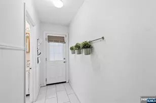 86 Knapp Pl, Englewood, NJ 07631 - Photo 16