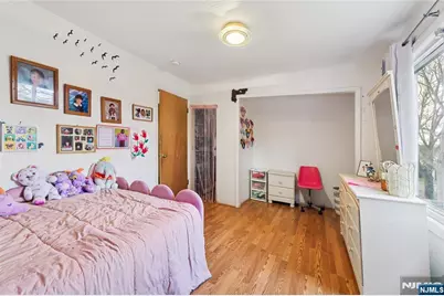 300 Spring Valley Road, Paramus, NJ 07652 - Photo 32