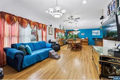 300 Spring Valley Road, Paramus, NJ 07652 - Photo 10