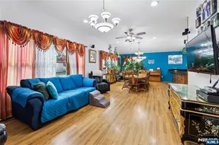 300 Spring Valley Rd, Paramus, NJ 07652 - Photo 10