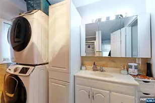 300 Spring Valley Rd, Paramus, NJ 07652 - Photo 22