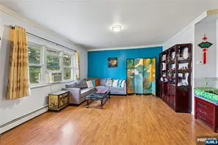 300 Spring Valley Rd, Paramus, NJ 07652 - Photo 8