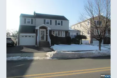 80 Carlton Avenue 2nd Fl #2nd fl, East Rutherford, NJ 07073 - Photo 1