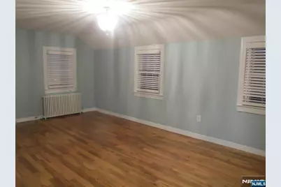 80 Carlton Avenue 2nd Fl #2nd fl, East Rutherford, NJ 07073 - Photo 4