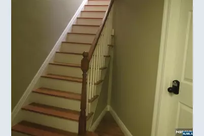 80 Carlton Avenue 2nd Fl #2nd fl, East Rutherford, NJ 07073 - Photo 14