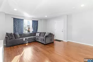 268 2nd Ave, Newark, NJ 07107 - Photo 2