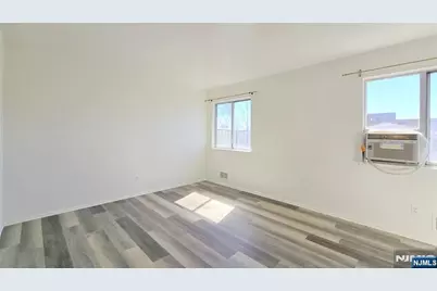 619 Sussex Street 3 #3, Harrison, NJ 07029 - Photo 14