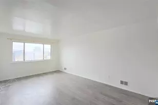 619 Sussex Street 3, Harrison, NJ 07029 - Photo 2