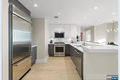 8100 River Road 816 #816, North Bergen, NJ 07047 - Photo 14