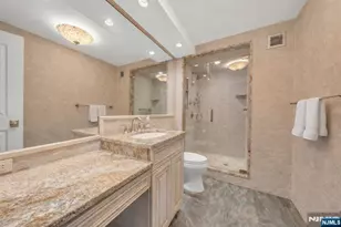 1500 Palisade Ave 20A, Fort Lee, NJ 07024 - Photo 16