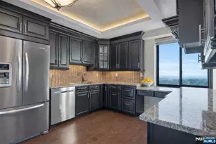 1500 Palisade Ave 20A, Fort Lee, NJ 07024 - Photo 12