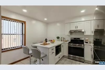 700 Schuyler Avenue G34 #G34, Kearny, NJ 07032 - Photo 6
