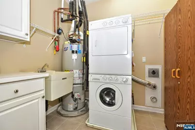 10123 Warrens Way, Wanaque, NJ 07465 - Photo 24