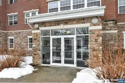 10123 Warrens Way, Wanaque, NJ 07465 - Photo 2